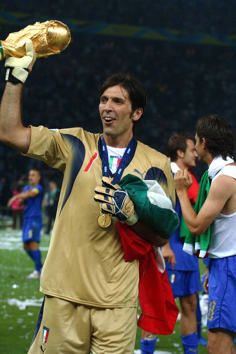 Gianluigi Buffon Penjaga Gawang Abadi negeri pizza