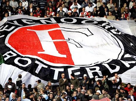 Feyenoord Rotterdam Pilar Sepak Bola De Klassieker