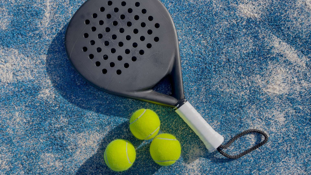 Lapangan Padel Jakarta Selatan 2025: Olahraga Hits Gen Z dengan Biaya & Data Lengkap